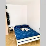 Apartmán Sunshine Parkside Hideaway - 3 Bedroom - By Upstairs Krakov