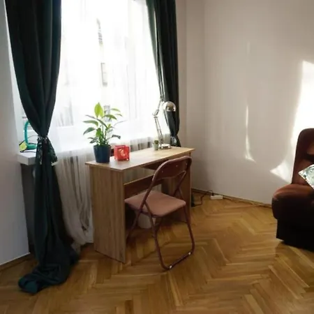 Sunshine Parkside Hideaway - 3 Bedroom - By Upstairs